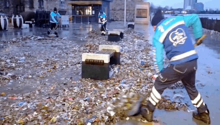 Bakırköy'ü lodos vurdu: Her yer atık doldu