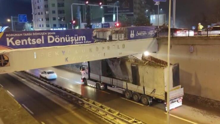 Beton yüklü TIR alt geçitte mahsur kaldı