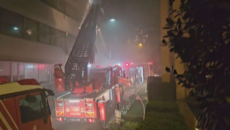 Beyoğlu'nda faciaya ramak kala! Yangın merdiveni olmayan otelde büyük panik