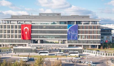 Bir eski başkana daha çifte maaş