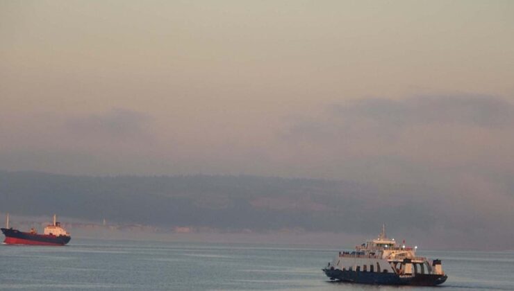 Çanakkale Boğazı'nın rengi değişti