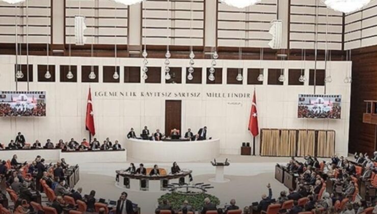 CHP sıralarından seçildi AKP'ye geçiyor: 12. transfer belli oldu