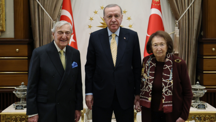 Cumhurbaşkanı Erdoğan Koç ailesini Külliye’de kabul etti