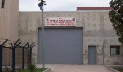 DEM Parti heyeti, İmralı’da Abdullah Öcalan’la görüşüyor