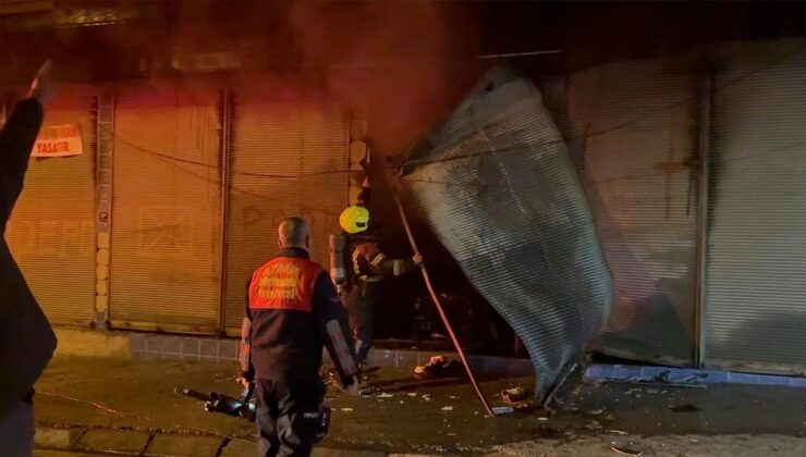 Depoda çıkan yangın apartmana sıçradı