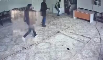 Diyarbakır’da Kur’an kursunda cinayet! Bir kişi hayatını kaybetti, bir kişi yaralandı