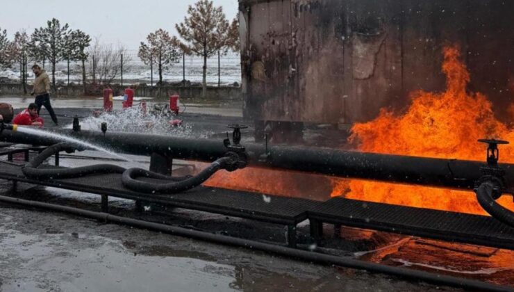 Diyarbakır'da petrol istasyonunda yangın çıktı