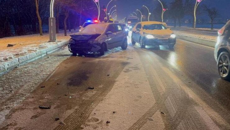 Edirne’de kar yağışında zincirleme kaza: 9 araç birbirine girdi