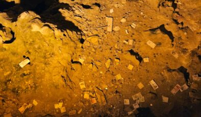 Efsanelere konu olan göl kurudu! Artık kağıt para atıyorlar