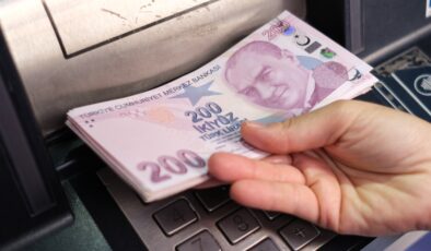 Emekliye bir kötü haber daha: Zamlı maaşlar bu ay yatmayacak!