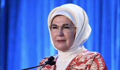 Emine Erdoğan’da yeni yıl mesajı