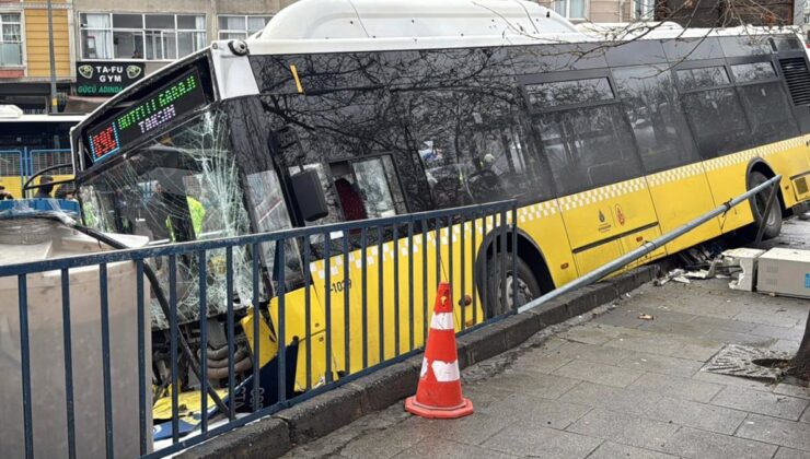 Esenler'de İETT otobüsü otoparka daldı
