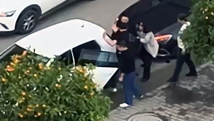 Eşine önce çarptı sonra darbetti: O anlar anbean kameraya yansıdı