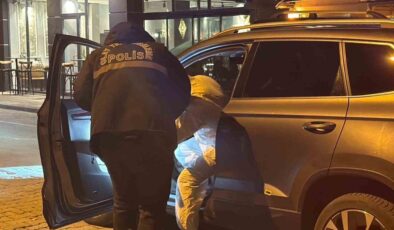 Eski Belediye Başkan yardımcısı bıçakla öldürüldü