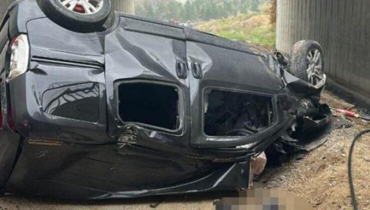 Feci kaza: Araç otoyol köprüsünden düştü: 2 ölü, 3 yaralı