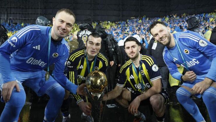 Fenerbahçe’de gelir gelmez Mert Günok etkisi! ‘Rahat olun, maç bizim’