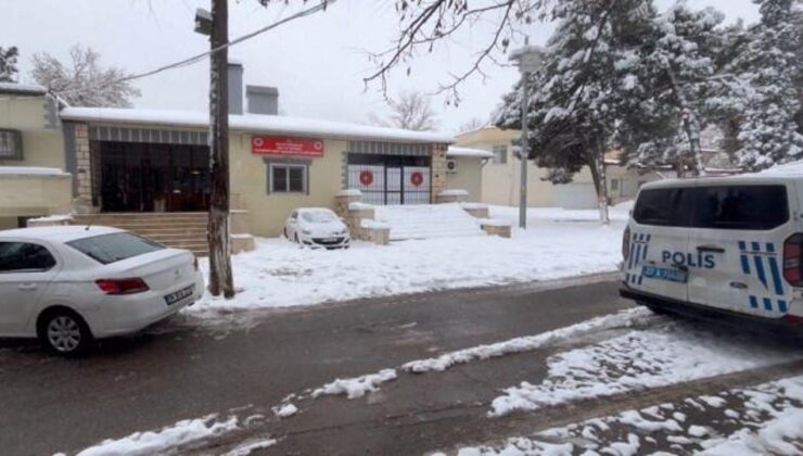 Gaziantep’te yakıtı biten aracı itenlere ATV çarptı: 1 ölü, 3 yaralı