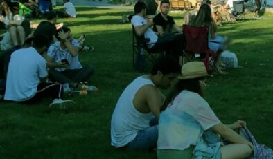 Gençlerle yapılan ankette sürpriz sonuç: 3. sıradaki parti şaşırttı