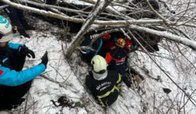 Giresun’da otomobil uçuruma yuvarlandı; 2'si ağır 6 yaralı