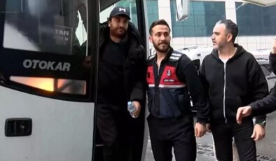 Gözaltına alınan Hasan Can Kaya ve Reynmen’den ilk görüntü