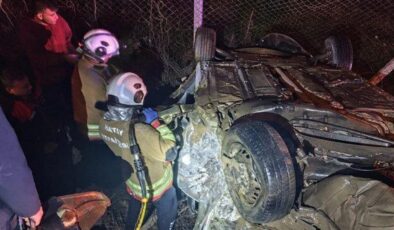 Hatay’da korkunç kaza: Çarpışan araçlardan biri takla attı: 2 ölü, 3 yaralı