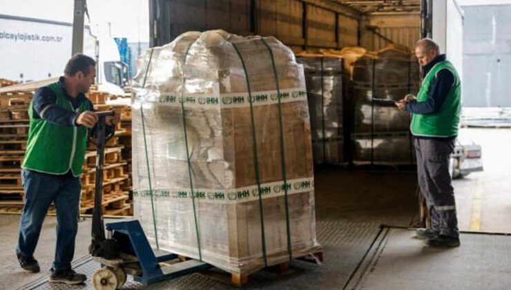 İHH’dan Sudan’a 13 TIR’lık insani yardım