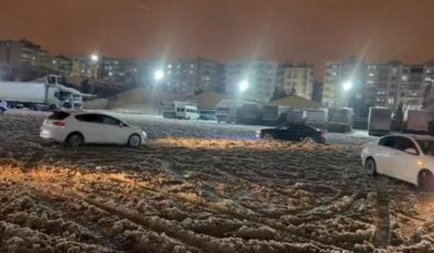 İlçe otogarını drift alanına çeviren 4 sürücünün ehliyetlerine el konuldu