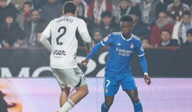İspanya’da yine ırkçılık skandalı! Vinicius Junior’a muz atıldı