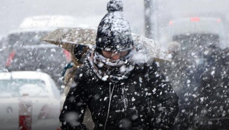 İstanbul'a kar geri geliyor! 10 derece birden düşecek…