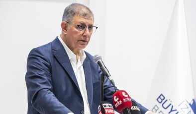 İzmir Belediye Başkanı "DSİ yalan söylüyor" dedi, ertesi gün su izni çıktı