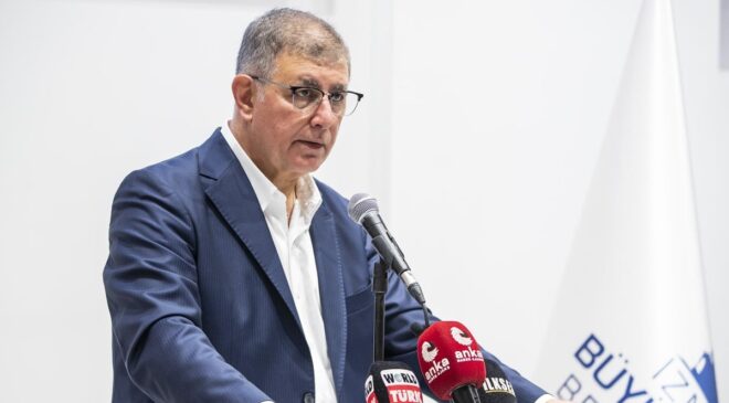 İzmir Belediye Başkanı "DSİ yalan söylüyor" dedi, ertesi gün su izni çıktı