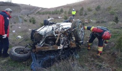 İzmir-İstanbul Otoyolu’nda kahreden kaza: Otomobil şarampole yuvarlandı, 1 ölü