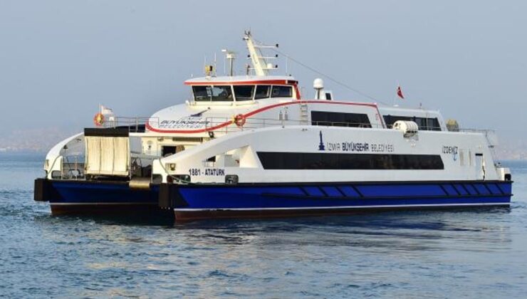 İzmir’de vapur seferleri iptal edildi