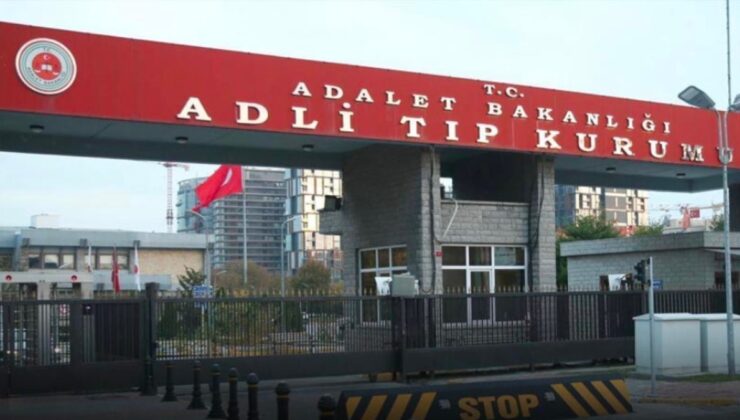 İzmir'de sahile vurmuş bir çocuk cesedi bulundu