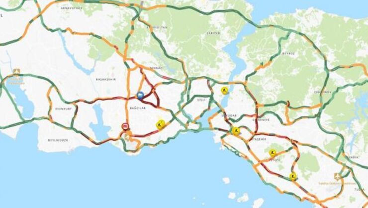 Kar yağdı, İstanbul’da trafik yüzde 80’e çıktı