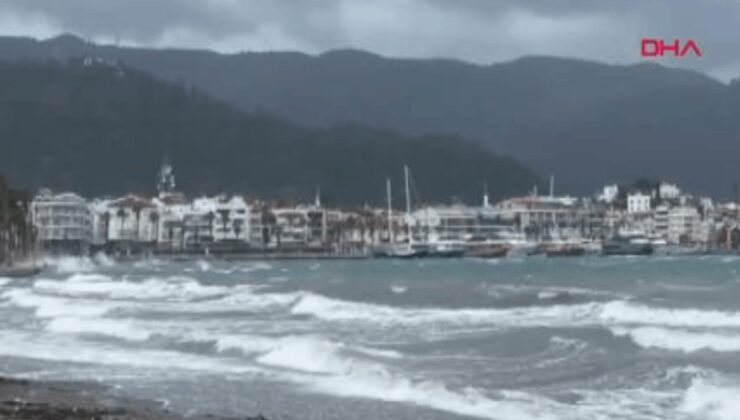 Marmaris’te fırtına kabusu: Ağaçlar devrildi