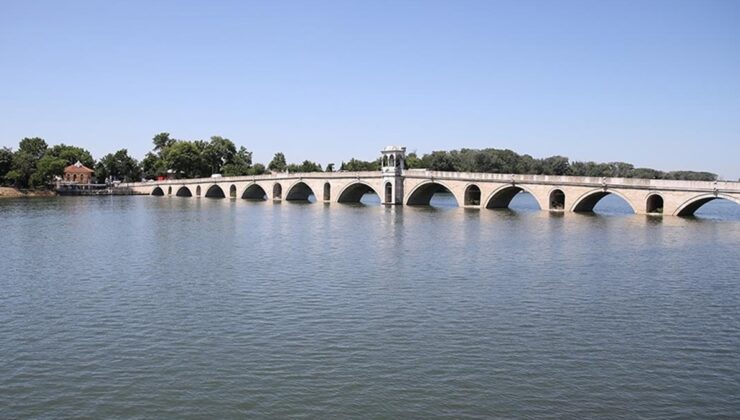 Meriç ve Tunca nehirlerinde debi yağışlarla yükseldi