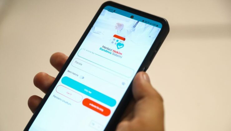 MHRS randevu mesajına tıklayan parasından oluyor: Bakanlık çağrı yaptı
