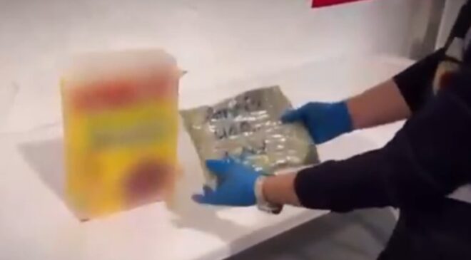 Mısır gevreği paketlerinden kilolarca esrar çıktı