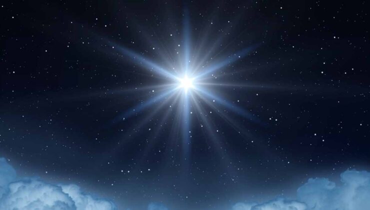 O parlak nokta bir yıldız değil: Milyarlarca KM uzaktan 'misafirimiz' var!