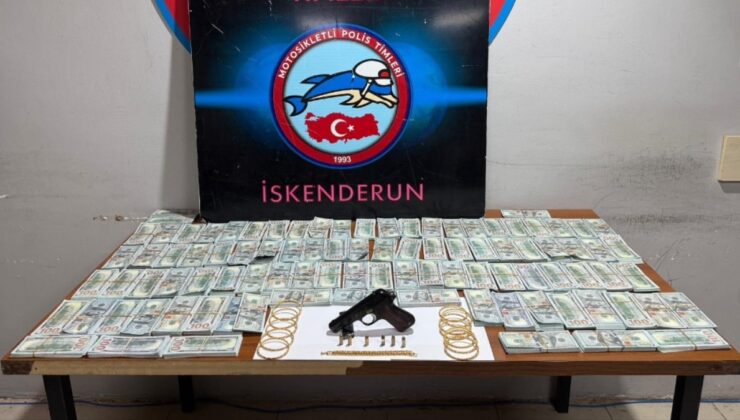 Polisin şüphesi doğru çıktı: Sahte 1 milyon dolar ele geçirildi