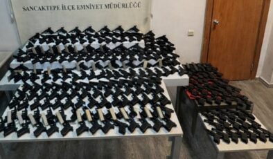 Sancaktepe'de evden cephanelik çıktı