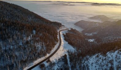 Sinop'ta 1600 rakımlı Çangal Dağı'ndaki kar manzarası dronla görüntülendi