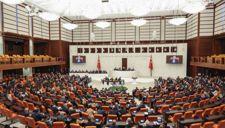 Siyasi partilere hazineden para yağacak!