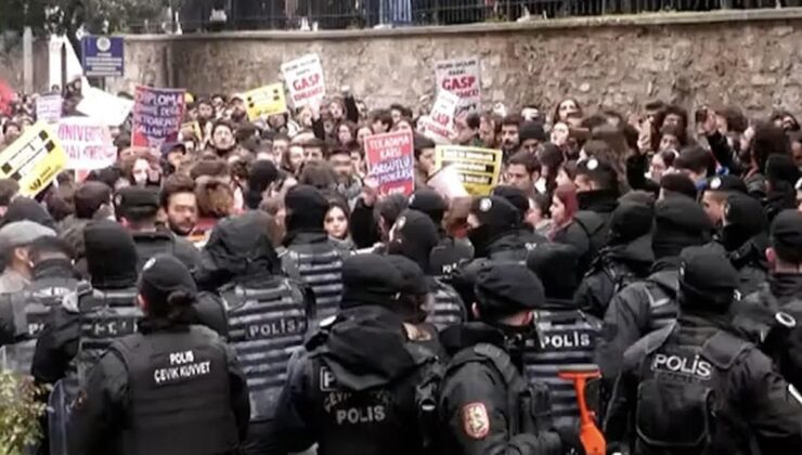 Sokakta itiraz ettiler, yurtta cezalandırıldılar