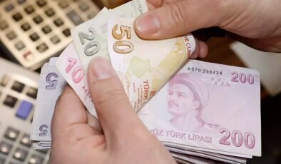 SSK ve Bağkur emeklisinin kök maaş hesabı değişti: İşte yeni zam tablosu