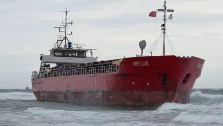 Tekirdağ’da yük gemisi karaya oturdu