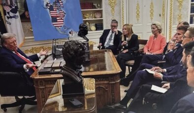 Trump dünyaya mesajı bu fotoğrafla verdi! Haritaya dikkatli bakın