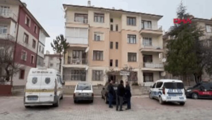 Tüfeğini temizlerken kendini yaraladı