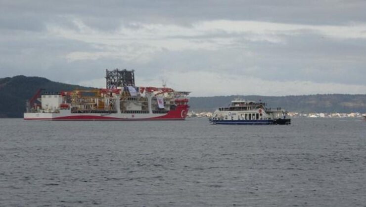 Türk sondaj gemisi Yıldırım Çanakkale Boğazı’ndan geçti